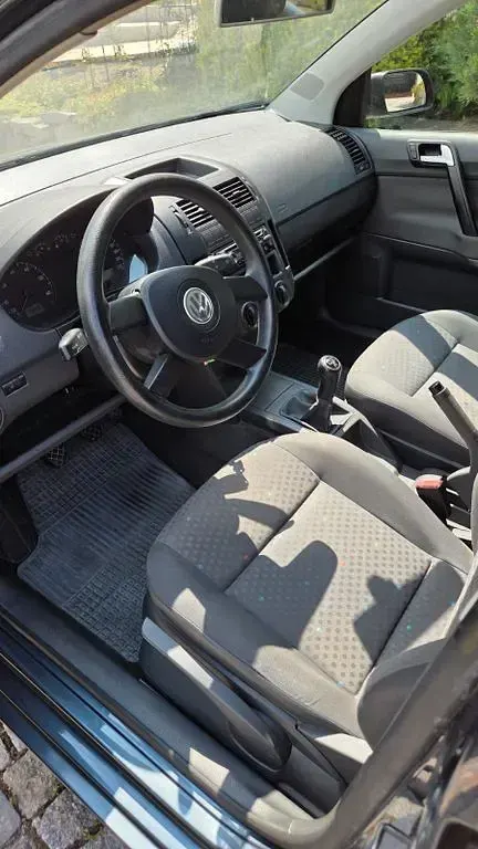 Gebraucht VW Polo Basis 64 PS (47 kW) 2005 Grau Kleinwagen