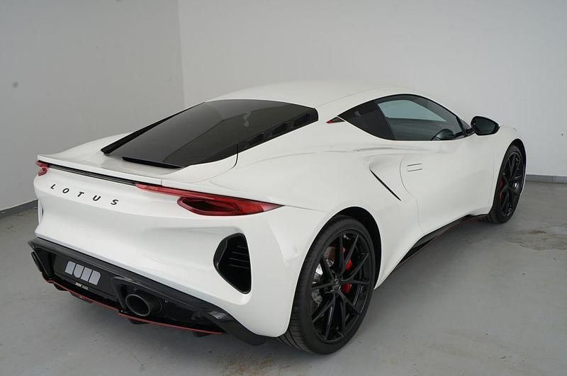Neu Lotus Emira 405 PS (297 kW) 2026 Weiß Coupé