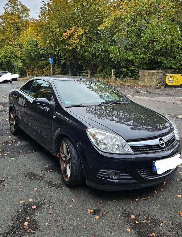 Schwarz Gebraucht 2008 Opel Astra Cabriolet Cabrio | 1.500 € (Superpreis) - Bild 1/4