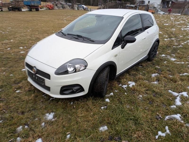 Gebraucht Abarth Grande Punto 155 PS (114 kW) 2009 Weiß Kleinwagen