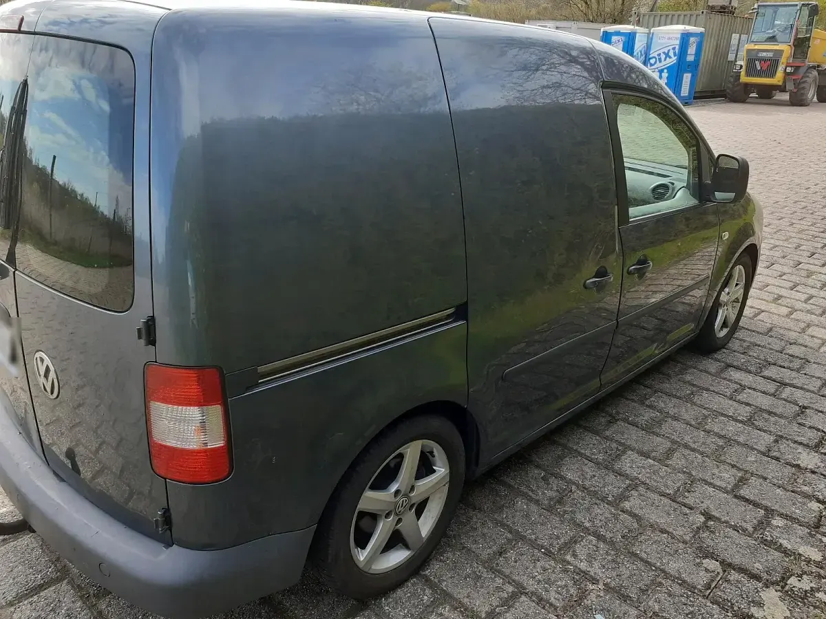Gebraucht VW Caddy 105 PS (77 kW) 2010 Grau Van / Kleinbus