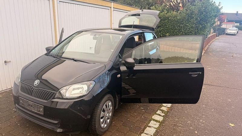 Schwarz Gebraucht 2014 Skoda Citigo Active Kleinwagen | 5.600 € (Fairer Preis) - Bild 1/4