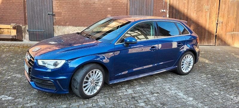 Gebraucht Audi A3 S-Line 150 PS (110 kW) 2013 Blau Limousine