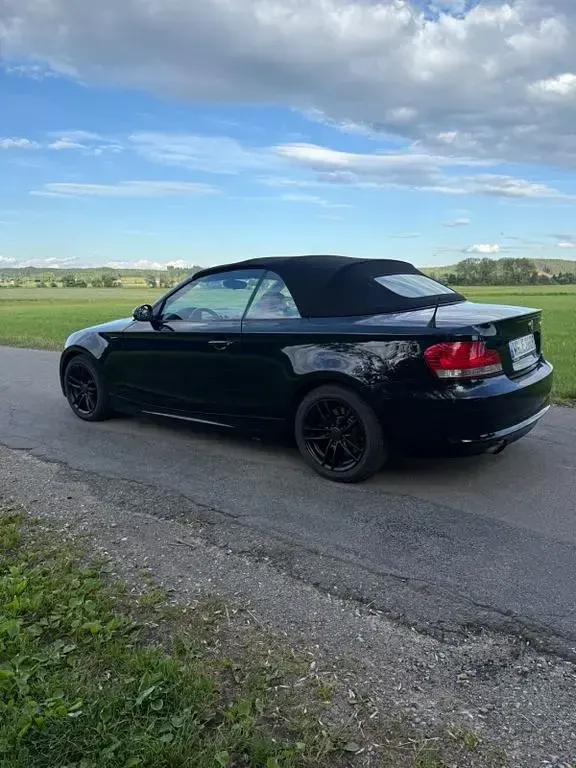 Gebraucht BMW 118 Cabriolet 143 PS (105 kW) 2009 Schwarz Cabrio