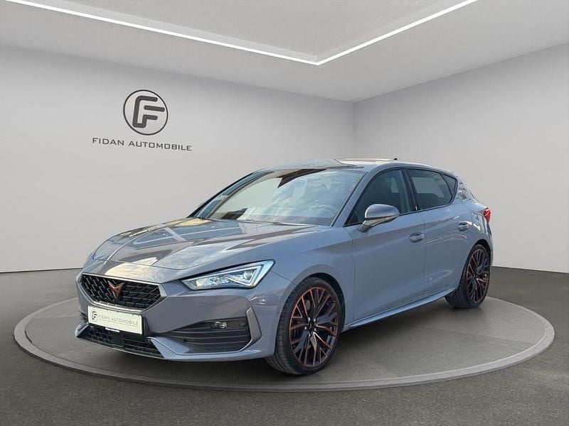 Graphene grey Gebraucht 2022 Cupra Leon VZ Limousine | 27.450 € (Guter Preis) - Bild 1/4