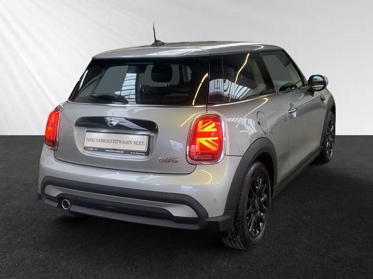 Gebraucht Mini Cooper 136 PS (100 kW) 2023 Silber Kleinwagen