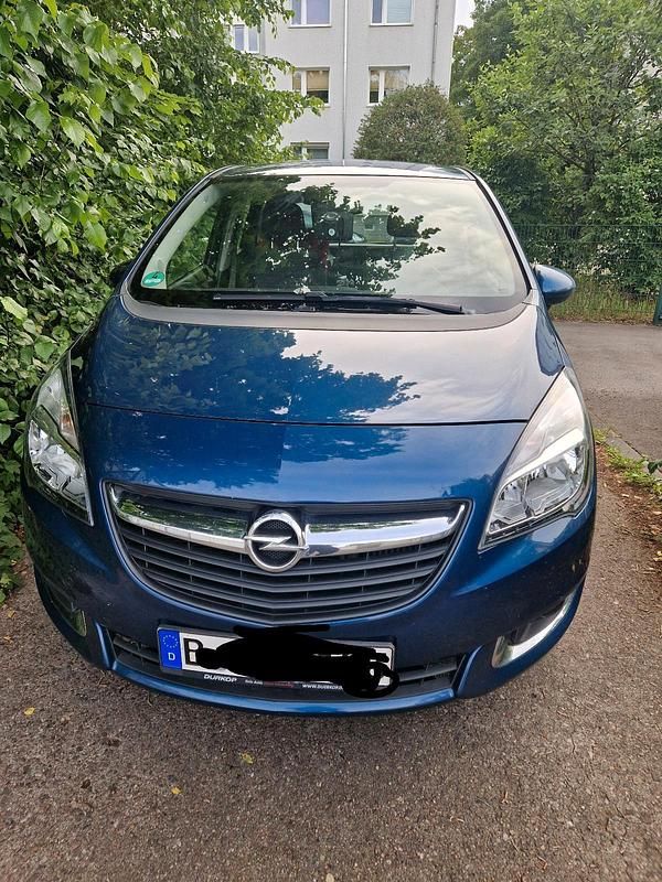 Blau Gebraucht 2014 Opel Meriva Van / Kleinbus | 3.800 € (Fairer Preis) - Bild 1/4