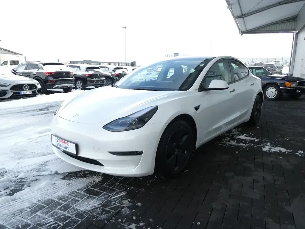 Käytetty Tesla Model 3 366 kW (498 HP) 2024 Valkoinen Sedan