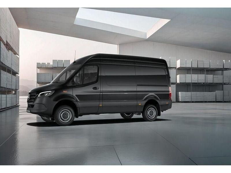 Gebraucht Mercedes Sprinter 190 PS (139 kW) 2025 Schwarz Van