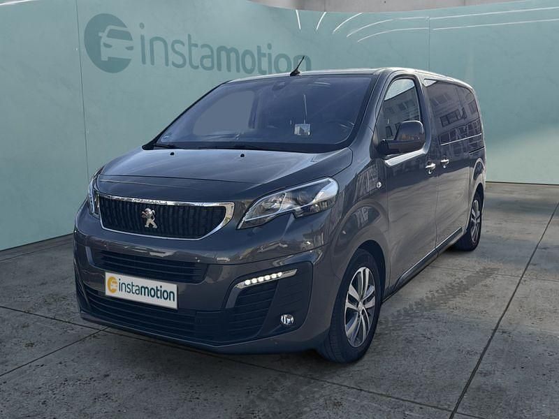 Grau Gebraucht 2021 Peugeot Traveller Van / Kleinbus | 40.949 € (Teuer) - Bild 1/4
