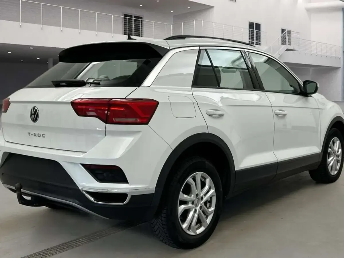 Second-hand VW T-Roc Style 150 CP (110 kW) 2021 Alb SUV