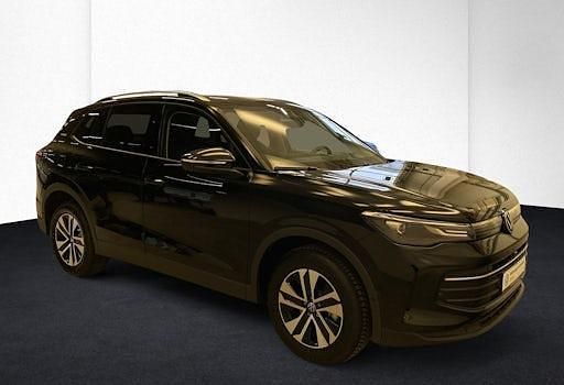 Neu VW Tiguan 150 PS (110 kW) 2025 Schwarz SUV