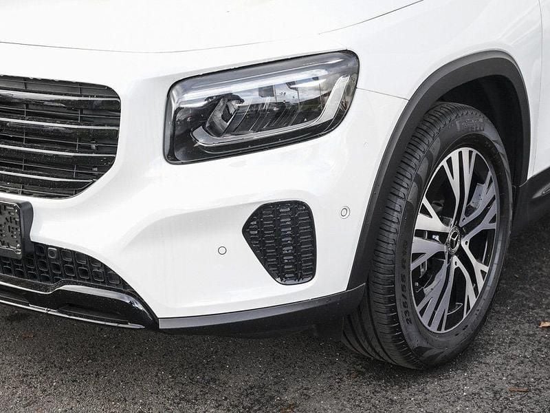 Gebraucht Mercedes GLB200 Progressive 163 PS (119 kW) 2025 Weiß SUV