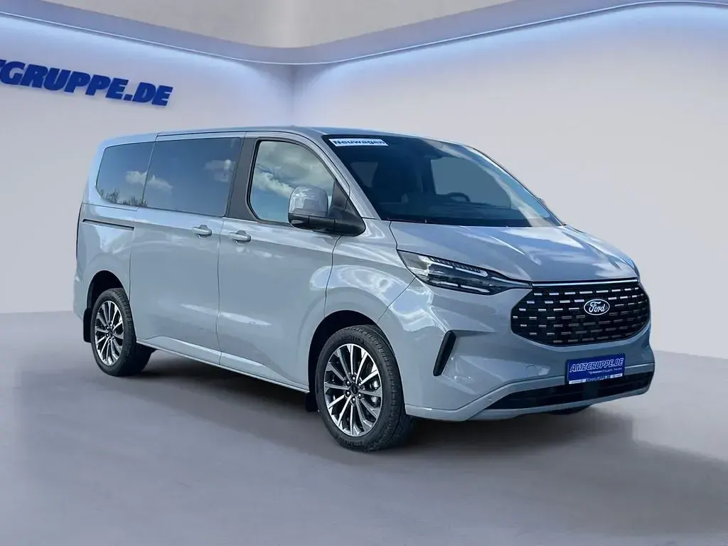 Neu Ford Tourneo Titanium X 170 PS (125 kW) 2025 Grau Van / Kleinbus