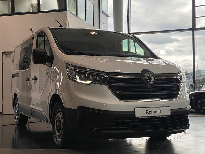 Gebraucht Renault Trafic 131 PS (96 kW) 2022 Weiß Van / Kleinbus