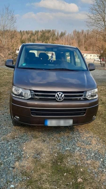 Gebraucht VW T5 140 PS (102 kW) 2010 Braun Van