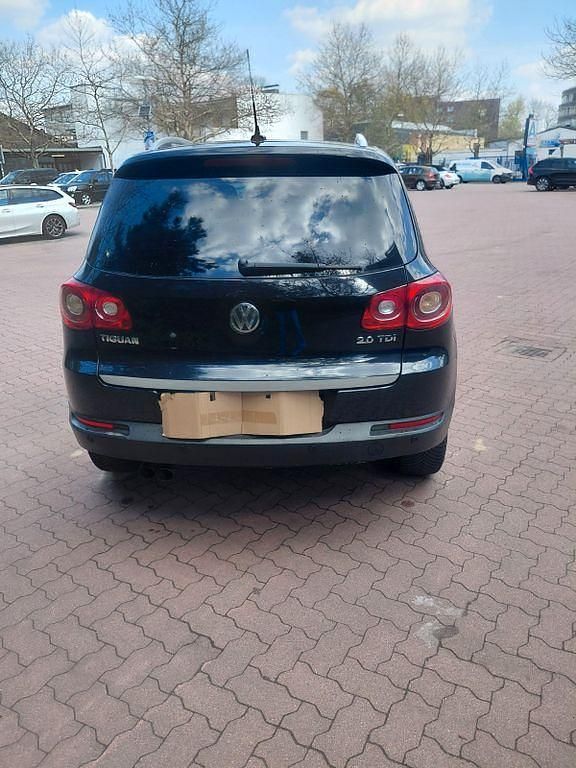Gebraucht VW Tiguan Team 140 PS (102 kW) 2010 Schwarz SUV