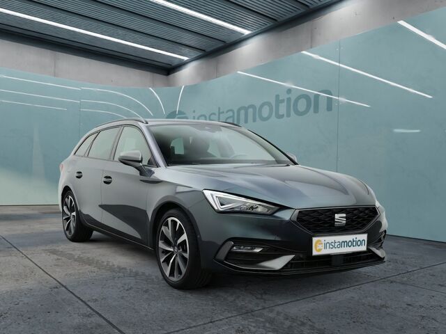 Grau Gebraucht 2020 Seat Leon FR Van / Kleinbus | 23.601 € (Teuer) - Bild 1/2