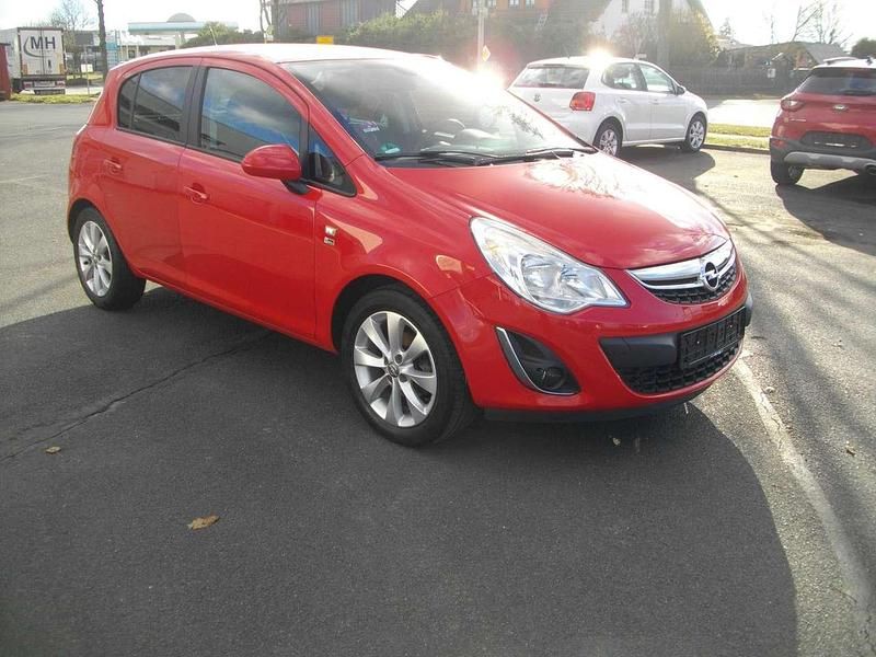 Gebraucht Opel Corsa 86 PS (63 kW) 2012 Rot Kleinwagen