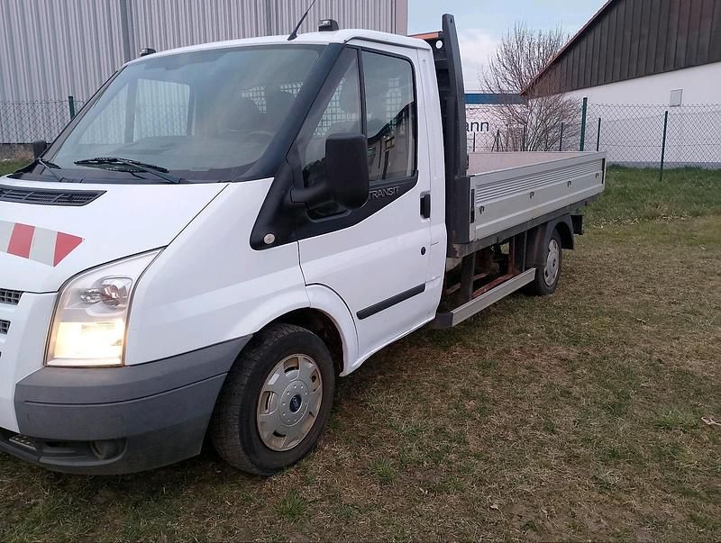 Gebraucht Ford Transit 125 PS (91 kW) 2013 Weiß