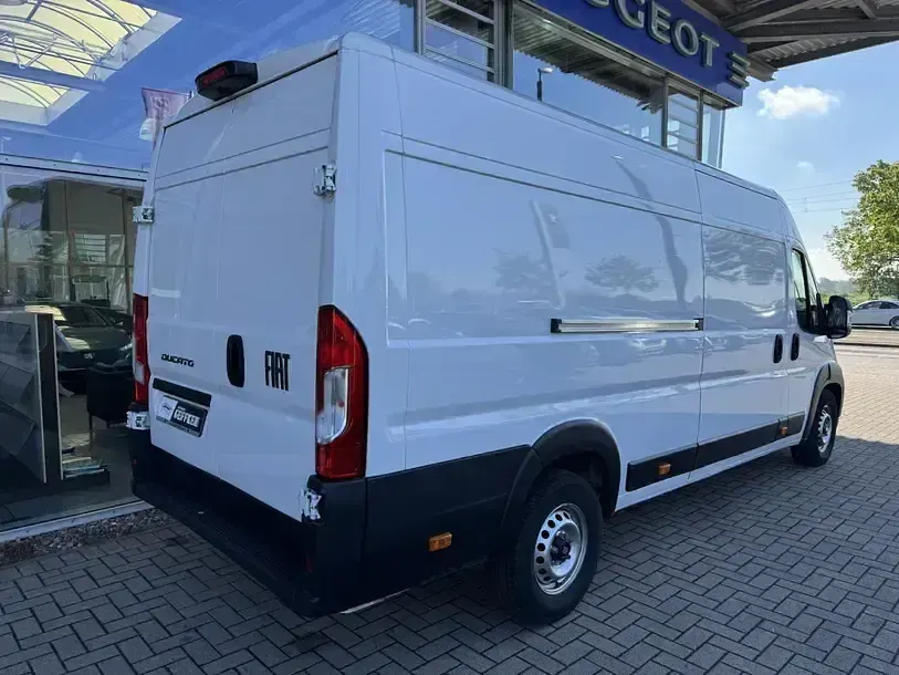 Gebraucht Fiat Ducato 179 PS (131 kW) 2024 Weiß Van
