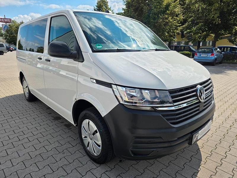 Weiß Gebraucht 2022 VW T6.1 Van | 25.750 € (Guter Preis) - Bild 1/4