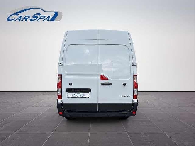 Używany Renault Master Komfort 150 KM (110 kW) 2023 Biały Minivan