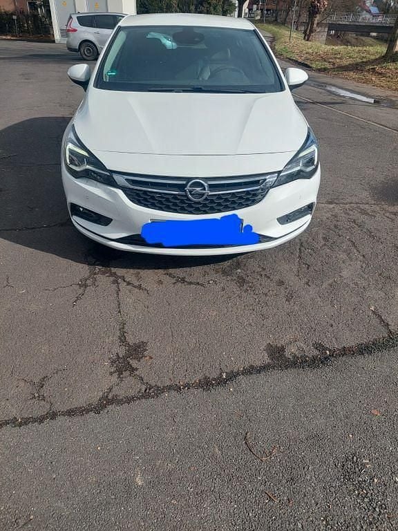 Gebraucht Opel Astra Business 160 PS (117 kW) 2016 Weiß Limousine