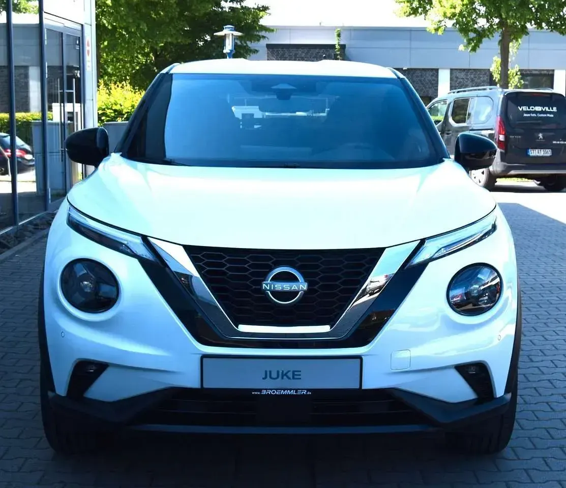 Gebraucht Nissan Juke N-Connecta 114 PS (83 kW) 2025 White / qbeg SUV
