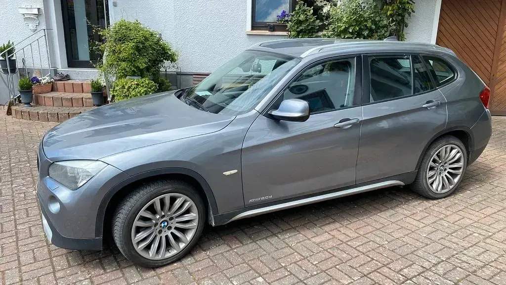 Gebraucht BMW X1 Performance 177 PS (130 kW) 2010 Grau SUV