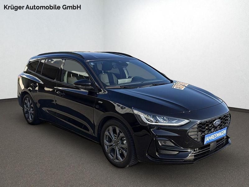 Gebraucht Ford Focus ST-Line X 155 PS (114 kW) 2024 Schwarz Limousine