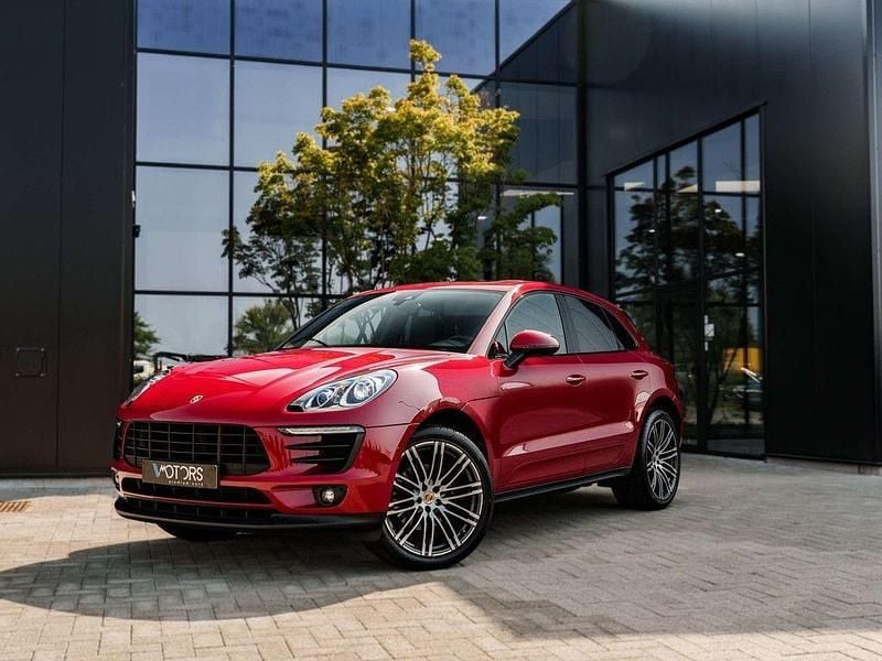 Rot Gebraucht 2017 Porsche Macan SUV | 37.995 € (Guter Preis) - Bild 1/4