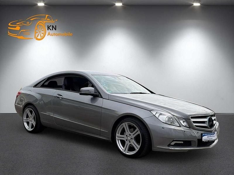 Gebraucht Mercedes E200 184 PS (135 kW) 2010 Grau Coupé