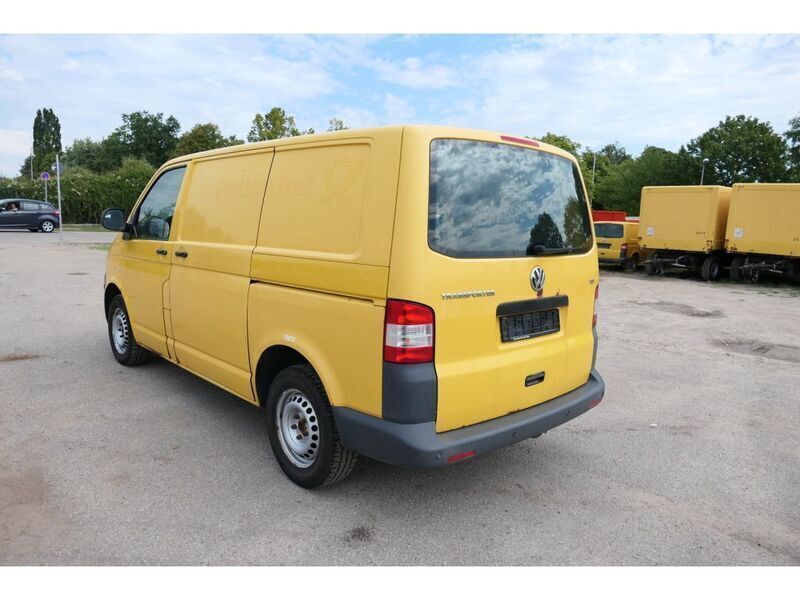 Gebraucht VW T5 84 PS (61 kW) 2010 Ginstergelb r1032 Van