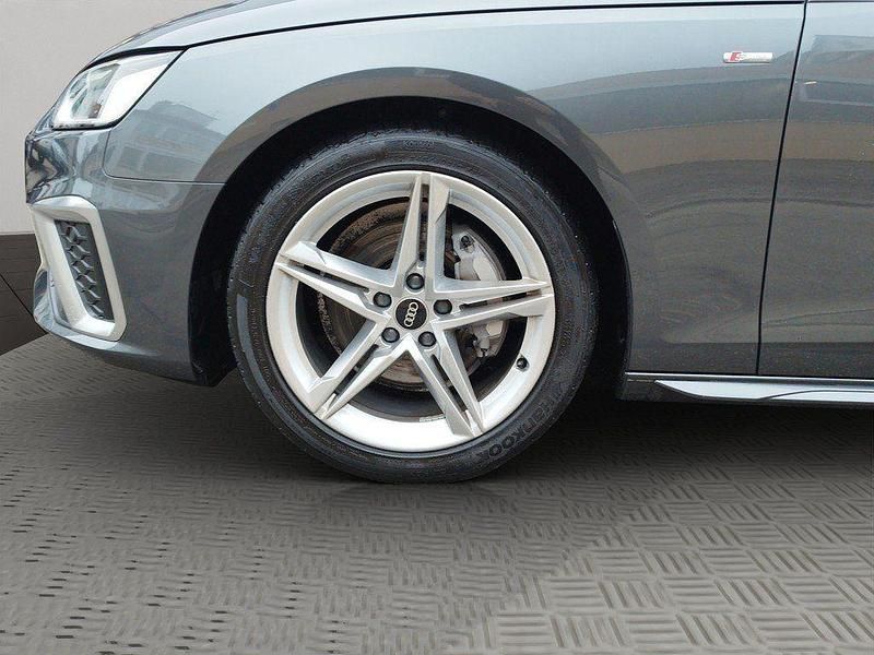 Gebraucht Audi A4 S-Line 204 PS (150 kW) 2022 Grau Kombi