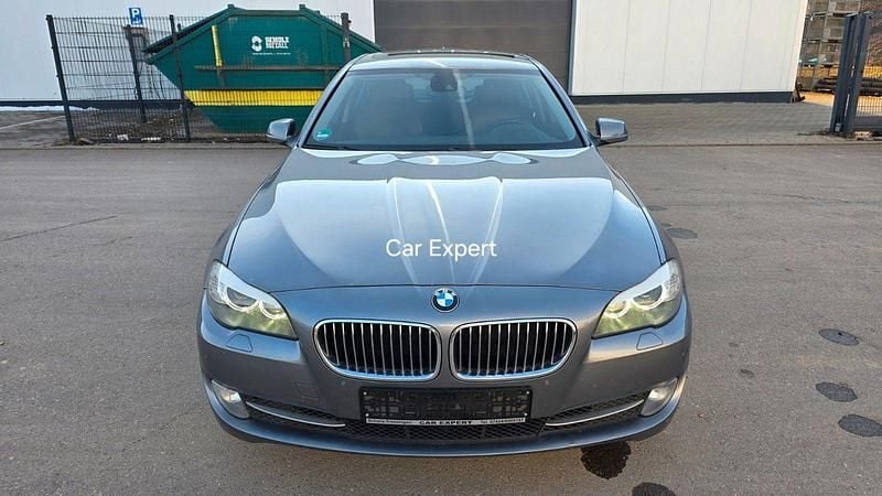 Gebraucht BMW 525 Performance 204 PS (150 kW) 2010 Grau Limousine