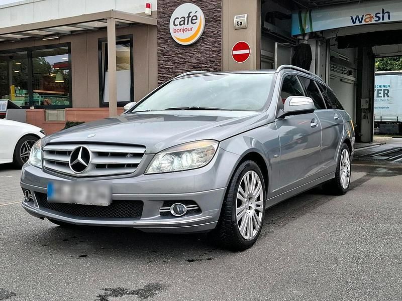 Grau Gebraucht 2008 Mercedes C220 Avantgarde Kombi | 3.600 € (Guter Preis) - Bild 1/4