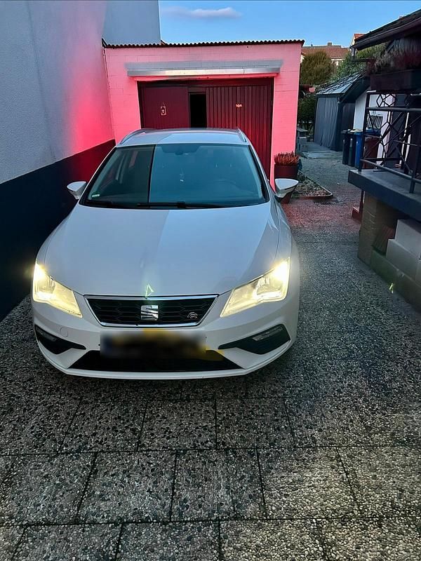 Gebraucht Seat Leon 150 PS (110 kW) 2017 Weiß Kombi