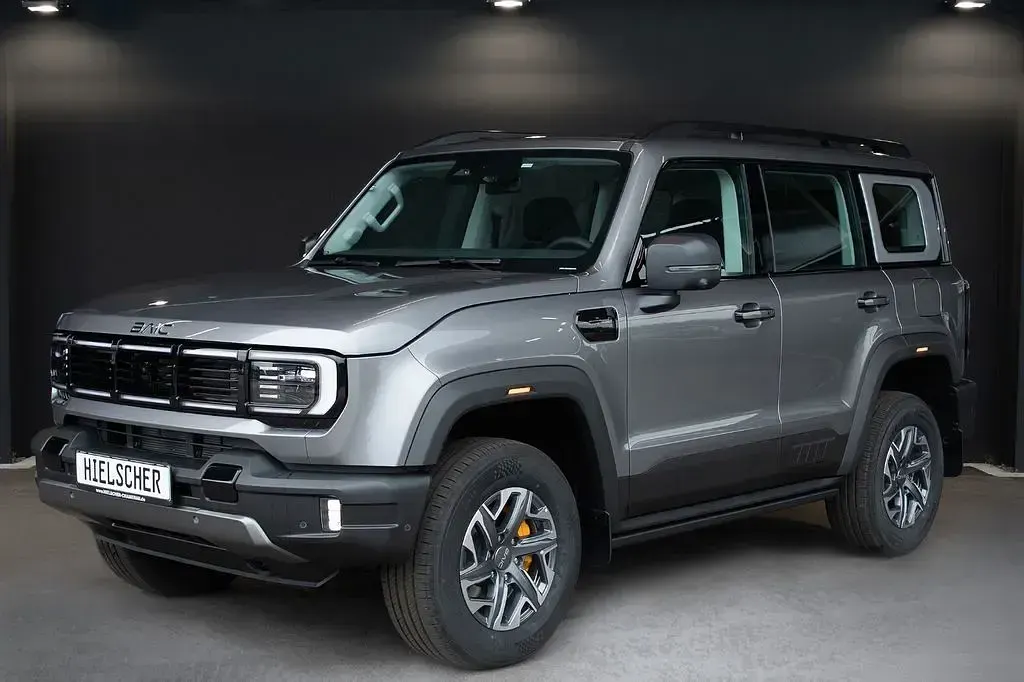 Neu Baic BJ40 280 PS (205 kW) 2025 Grau SUV