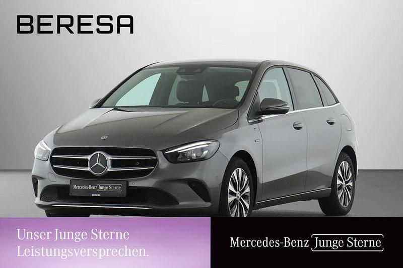 Grau Gebraucht 2021 Mercedes B250e Style Van / Kleinbus | 22.445 € (Superpreis) - Bild 1/3