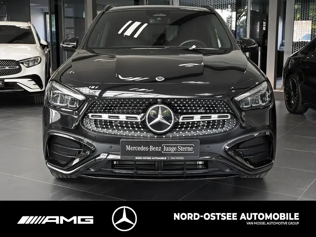 Gebraucht Mercedes GLA220 Advanced Plus 190 PS (139 kW) 2025 Kosmosschwarz metallic SUV