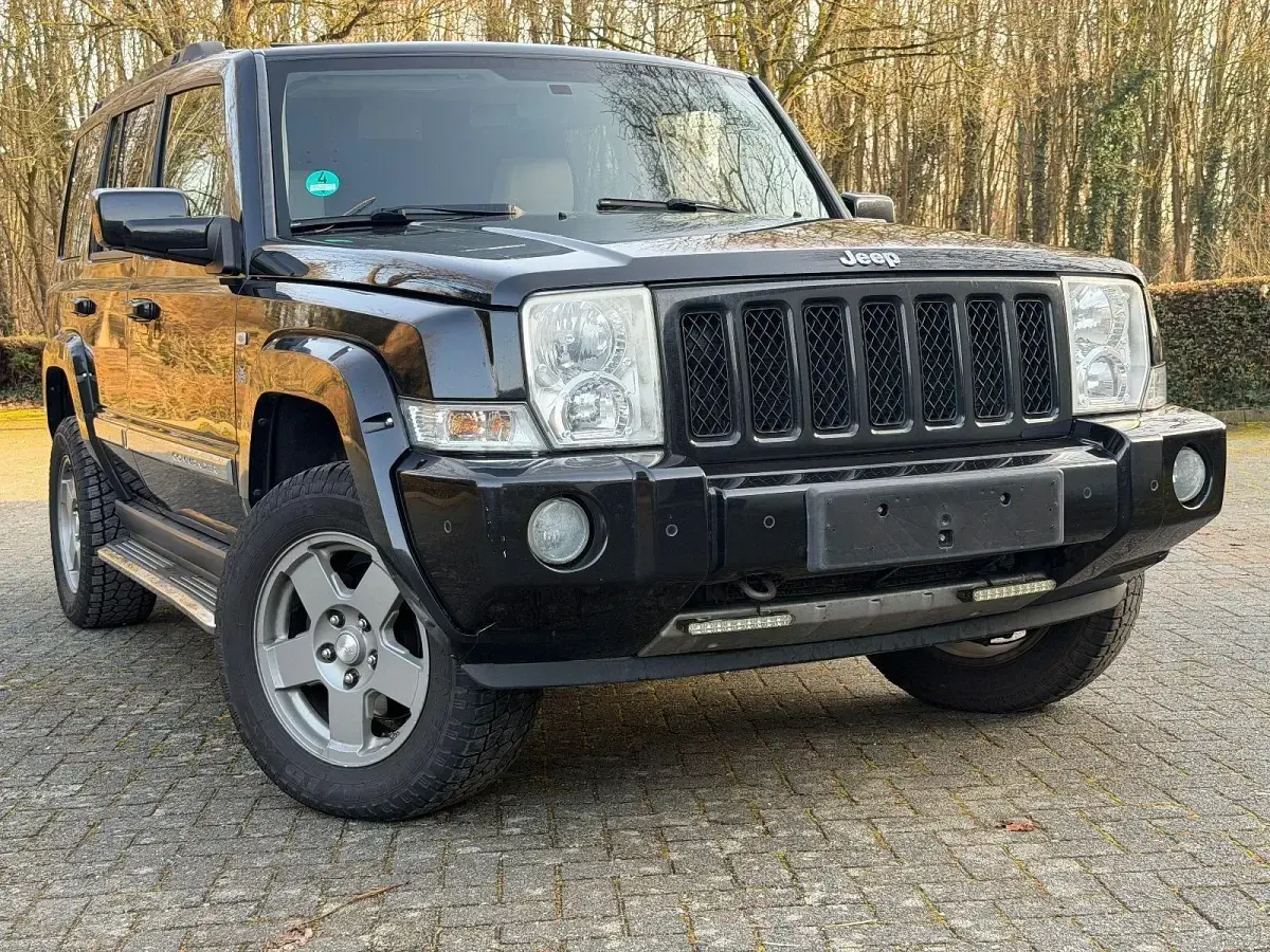 Used Jeep Commander Overland 218 HP (160 kW) 2007 Black SUV
