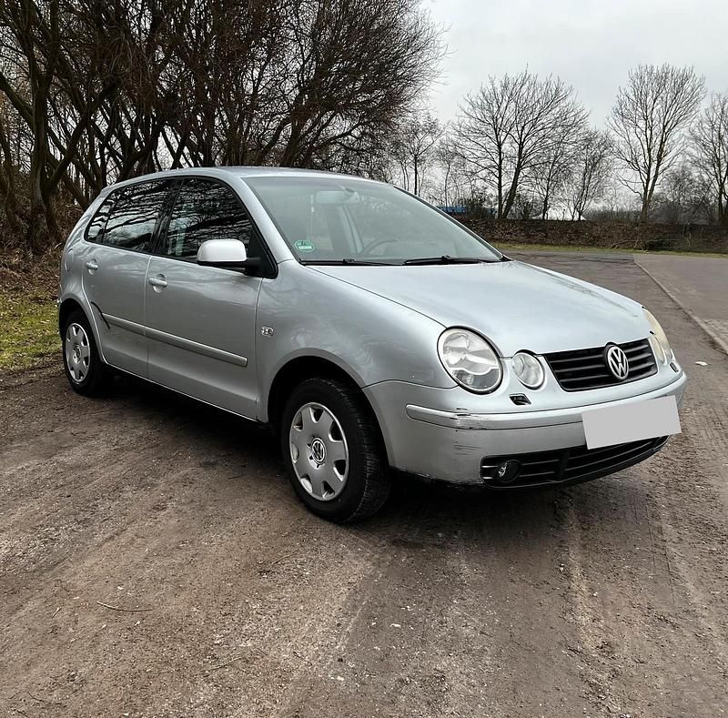 Gebraucht VW Polo 75 PS (55 kW) 2002 Silber Kleinwagen