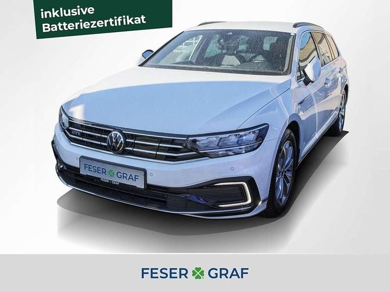 Gebraucht VW Passat GTE 218 PS (160 kW) 2022 Gletscherweiß Kombi