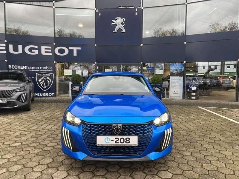 Gebraucht Peugeot e-208 Style 100 kW (136 PS) 2024 Blau Kleinwagen