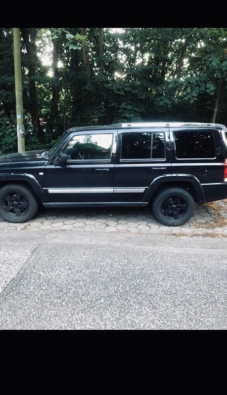 Schwarz Gebraucht 2007 Jeep Commander SUV | 6.800 € (Fairer Preis) - Bild 1/4