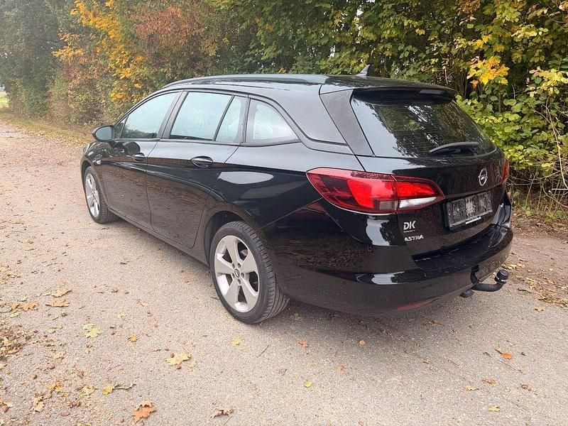 Usata Opel Astra Selection 95 CV (69 kW) 2017 Nero Station wagon