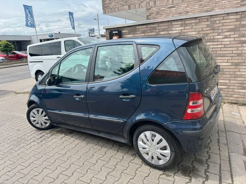 Blau Gebraucht 2003 Mercedes A140 Classic Limousine | 1.100 € (Fairer Preis) - Bild 1/4