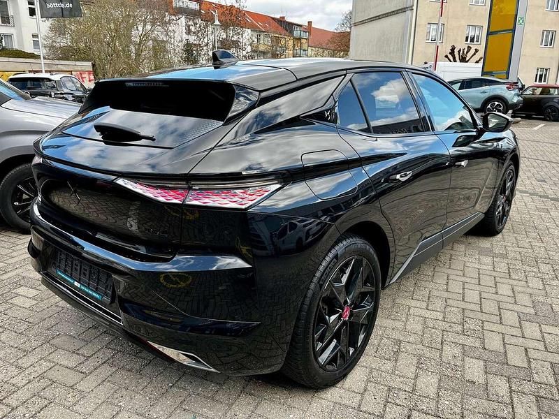 Gebraucht DS Automobiles DS4 Performance Line Plus 181 PS (133 kW) 2023 Schwarz perla nera SUV