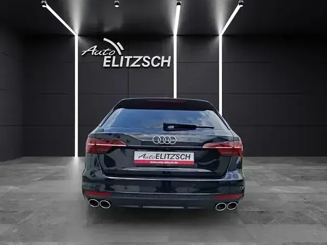 Używany Audi S4 Ambiente 341 KM (250 kW) 2023 Czarny Kombi